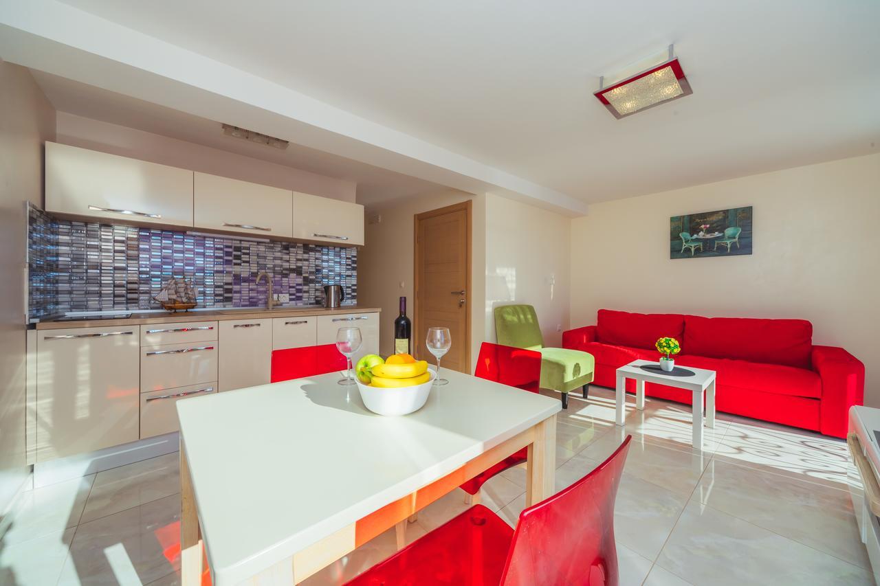 Apartments Galija Petrovac Lux Buitenkant foto
